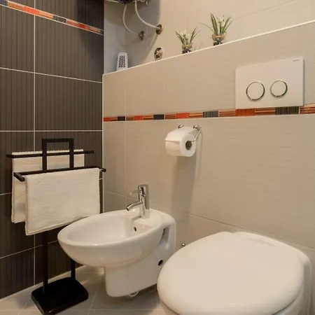 Apartment Spacious With The Garden, Near The Sandy *